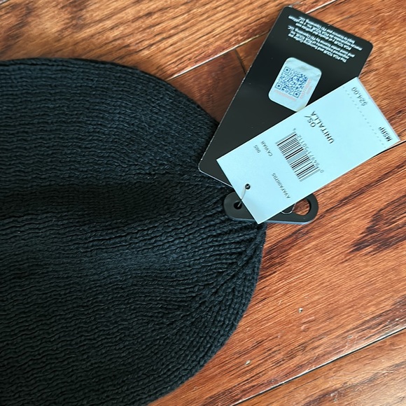 NWT PGA Tour Black knit Logo Beanie Hat Toboggan Golf unisex Caviar - Picture 3 of 5
